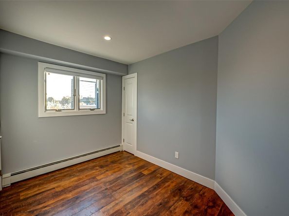 714 Montauk, West Islip NY 11795