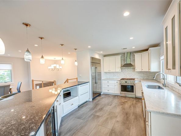 714 Montauk, West Islip NY 11795