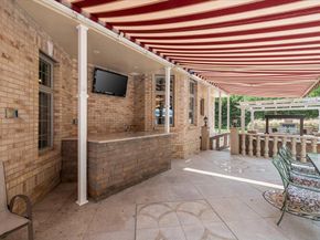 135 Millet Street N, Dix Hills NY 11746
