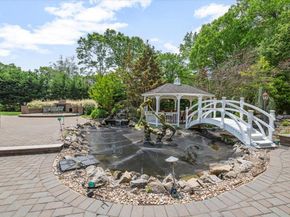 135 Millet Street N, Dix Hills NY 11746