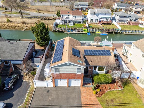 3320 Bertha Drive, Baldwin NY 11510