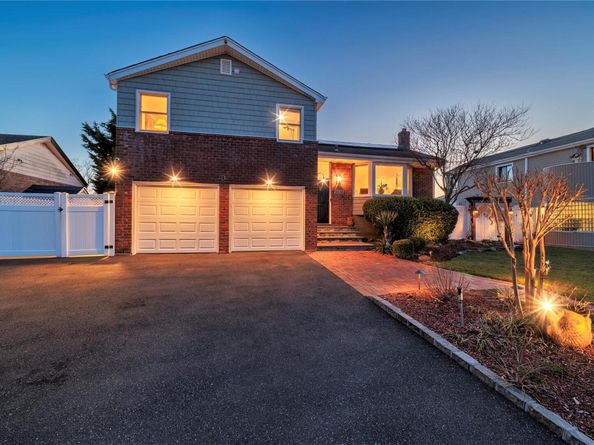 3320 Bertha Drive, Baldwin NY 11510