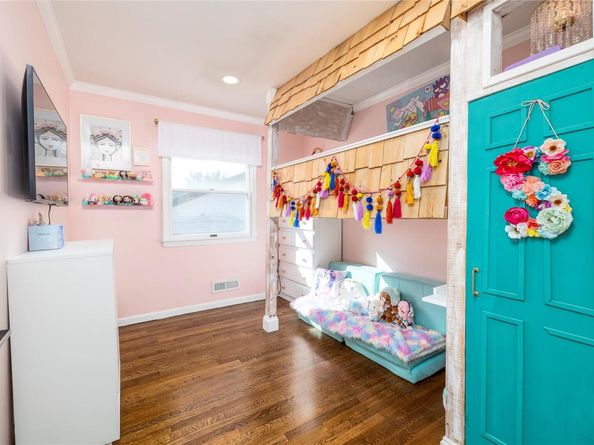 3320 Bertha Drive, Baldwin NY 11510