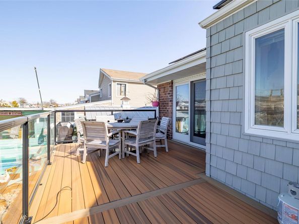 3320 Bertha Drive, Baldwin NY 11510