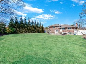 100 Robbins Lane, Jericho NY 11753