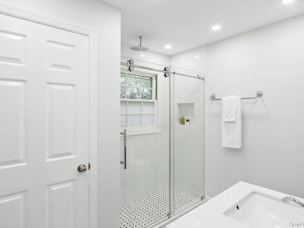 27 Notamiset Road, Westhampton Beach NY 11978