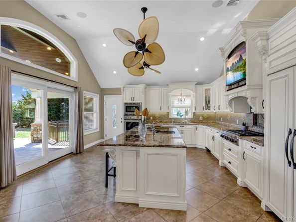 241 Willetts Lane, West Islip NY 11795