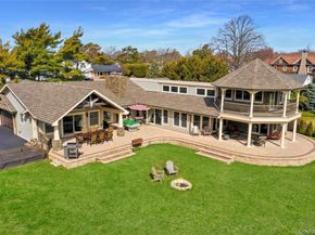 241 Willetts Lane, West Islip NY 11795