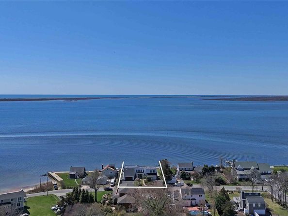 24 Laura Lee Drive, Center Moriches NY 11934