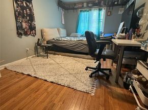 62-23 69th Pl, Middle Village NY 11379