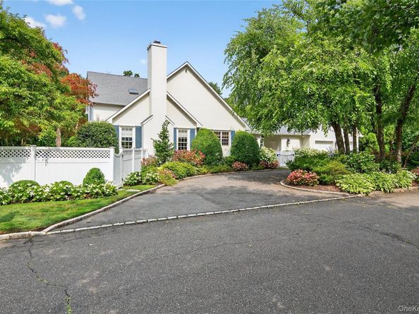 11 Morgan Lane, Locust Valley NY 11560