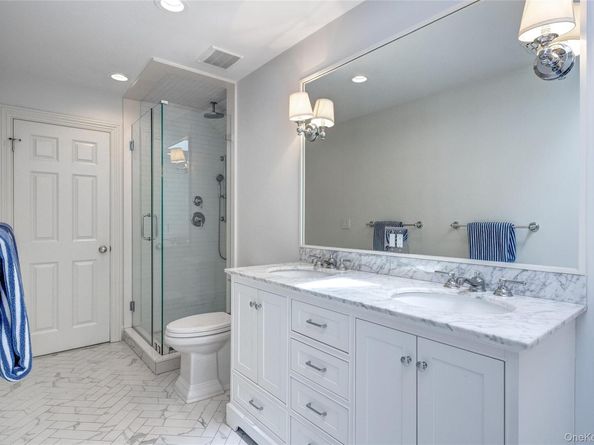 11 Morgan Lane, Locust Valley NY 11560