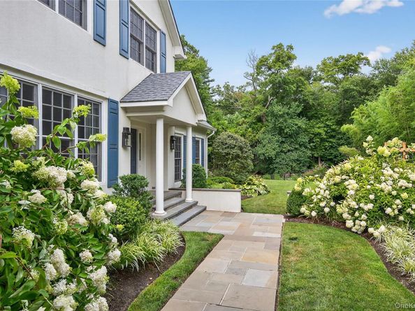 11 Morgan Lane, Locust Valley NY 11560