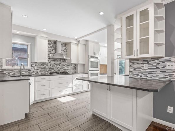 8702 Chevy Chase Street, Jamaica Estates NY 11432