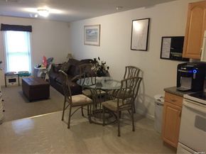 21 Victoria Lane, Manorville NY 11949