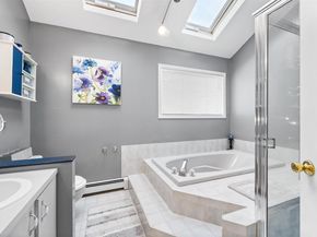 21 Victoria Lane, Manorville NY 11949
