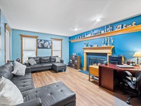 21 Victoria Lane, Manorville NY 11949
