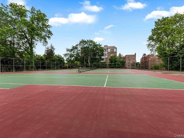 110 Pearsall Drive 3B, Mount Vernon NY 10552