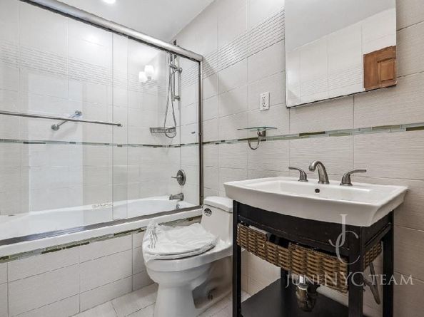 150-38 UNION Turnpike 4K, Flushing NY 11367