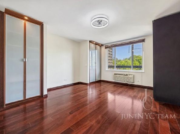 150-38 UNION Turnpike 4K, Flushing NY 11367