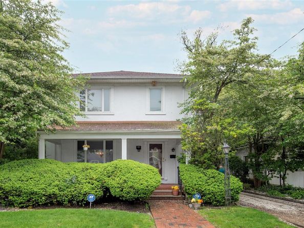 1053 Quentin Place, Woodmere NY 11598
