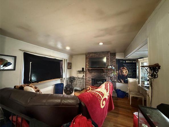 328 Brentwood Parkway, Brentwood NY 11717