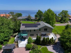 16 Eastland Drive, Glen Cove NY 11542