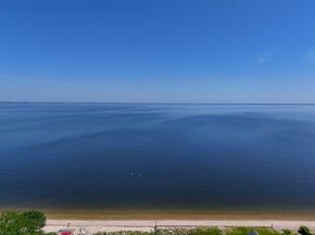 16 Eastland Drive, Glen Cove NY 11542