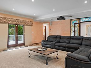 16 Eastland Drive, Glen Cove NY 11542