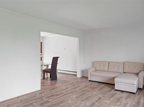 16 Eastland Drive, Glen Cove NY 11542
