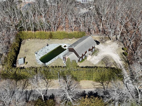 39 Washington Avenue, East Hampton NY 11937