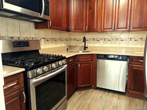 2035 Central Park Ave 1S, Yonkers NY 10710