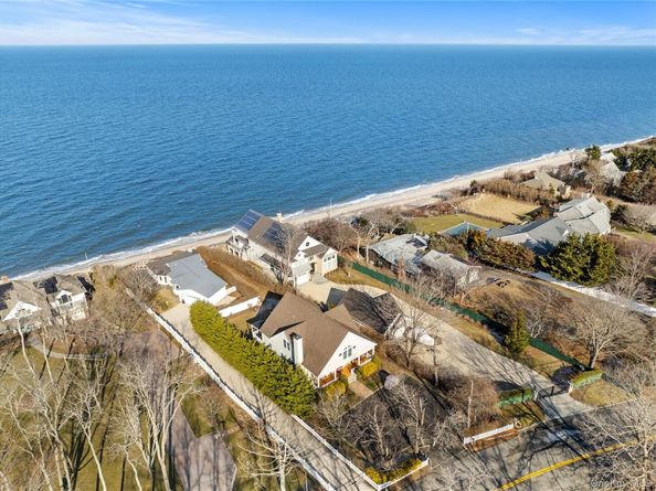 798 Sound Shore Road, Jamesport NY 11947