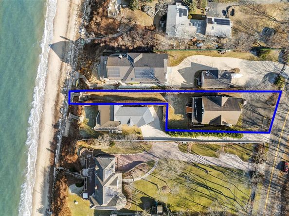 798 Sound Shore Road, Jamesport NY 11947