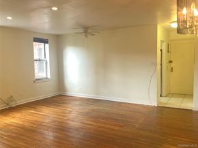 66-33 Yellowstone Boulevard 4G, Forest Hills NY 11375