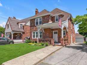15 Hampton Road, Lynbrook NY 11563