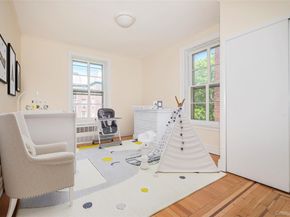 34-22 81 Street 42, Jackson Heights NY 11372
