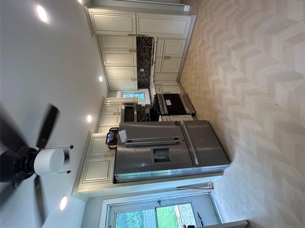 207 Morsemere Avenue, Yonkers NY 10703