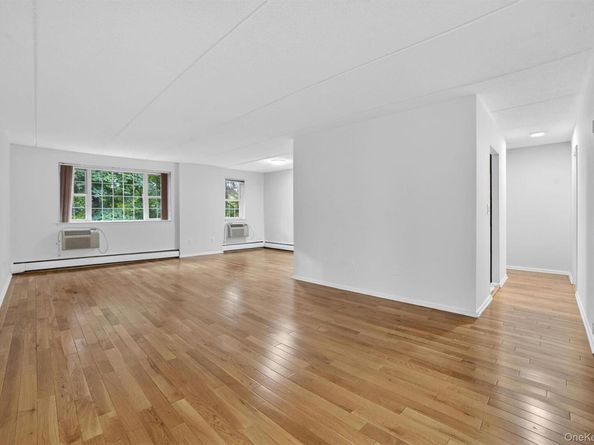 4 Consulate Drive 3C, Tuckahoe NY 10707