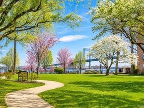 162-01 Powells Cove Boulevard 2G, Beechhurst NY 11357