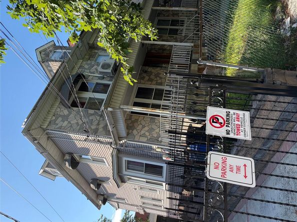 3643 Paulding Avenue, Bronx NY 10469