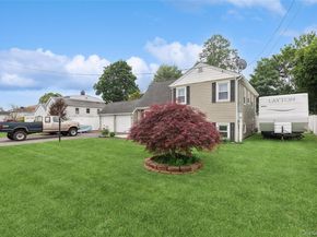 1426 Ackerson Boulevard, Bay Shore NY 11706
