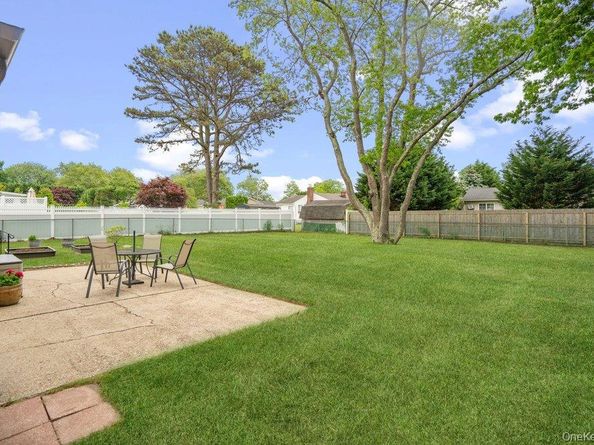 173 Loop Drive, Sayville NY 11782