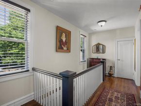 15 E 235th Street, Bronx NY 10470