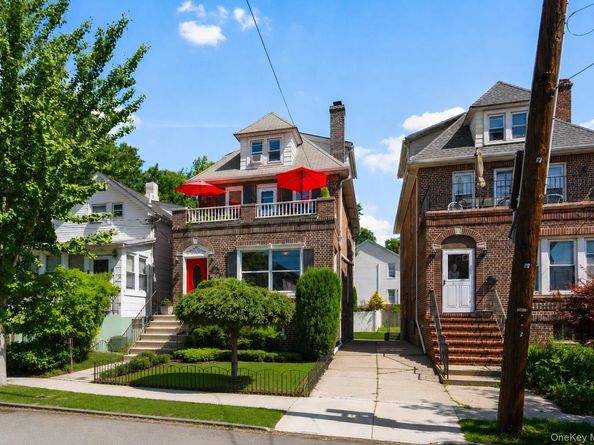 15 E 235th Street, Bronx NY 10470