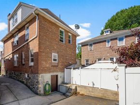 15 E 235th Street, Bronx NY 10470