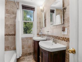 15 E 235th Street, Bronx NY 10470