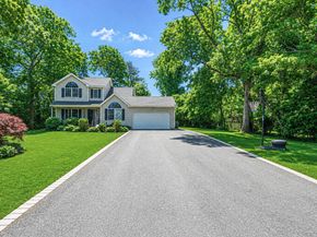 20 Essex Circle, Shirley NY 11967