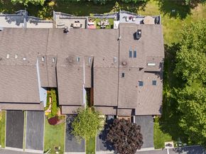 83 Foxwood Drive, Jericho NY 11753