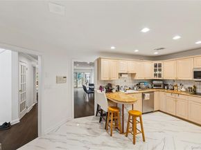 83 Foxwood Drive, Jericho NY 11753